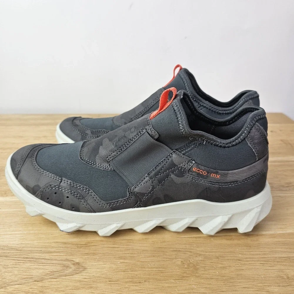 ECCO Fluidform MX Low Outdoor Nubuck Sneakers Camo Women's 8‎ 8.5 Shoes
